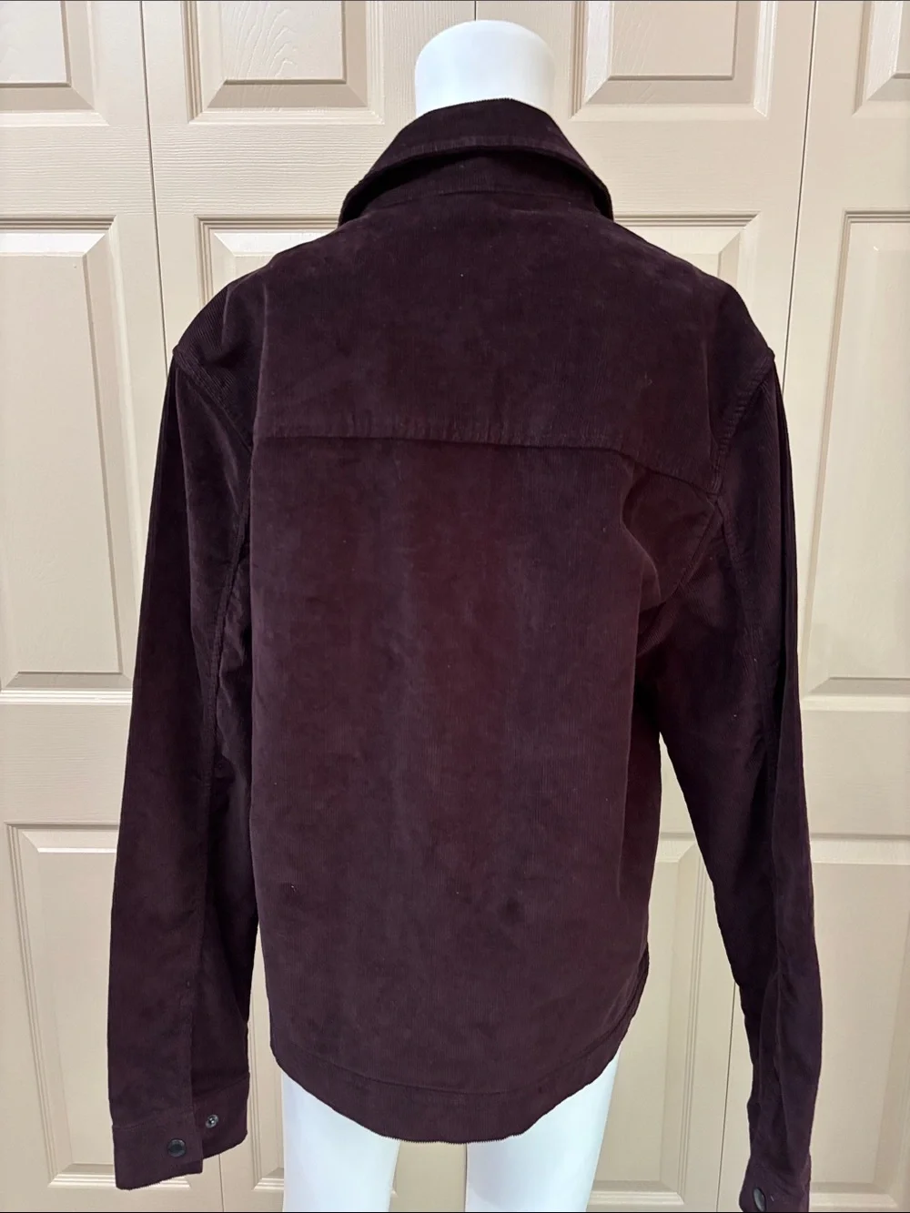Banana Republic excellent deep